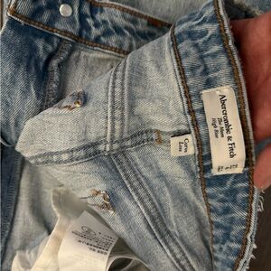 Abercrombie & Fitch Light Blue High-Rise Women’s Jeans